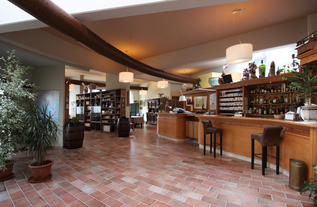 Hotel Ristorante La Bilancia Loreto Aprutino Buitenkant foto